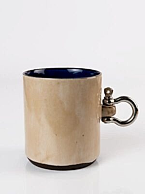 Metal Kulplu Kahve ve Fincan Mug İç Kobalt, Dış Bej