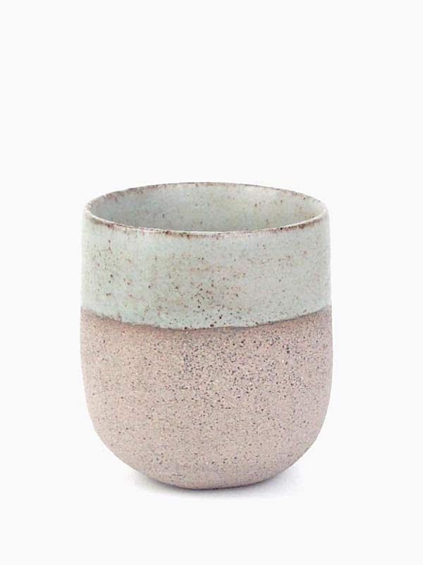 El yapımı stoneware kahve fincanı